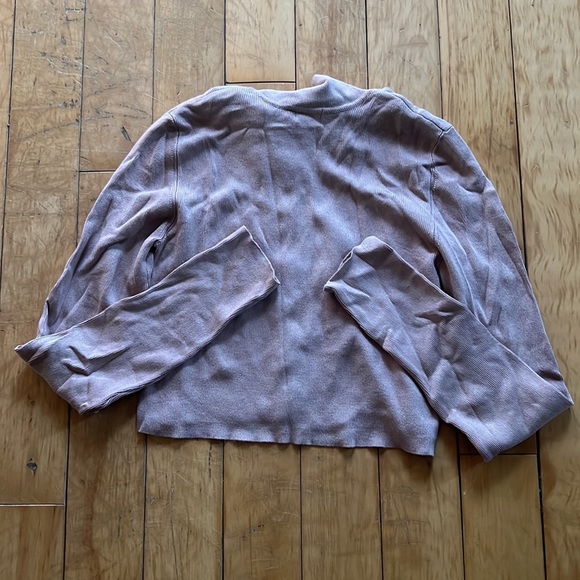 dusty pink long sleeve garage top - Picture 3 of 3